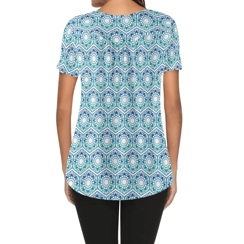 Short sleeve loose blouse with a blue and white boho print scoop neck for casual days