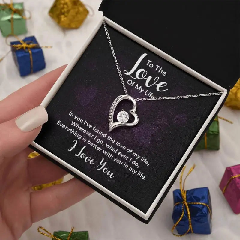 Heart-shaped Love Necklace with diamond, set in a gift box for forever love moments