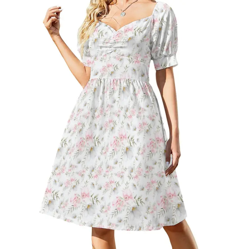 Floral print summer dress with puff sleeves and sweetheart neckline in pink for women