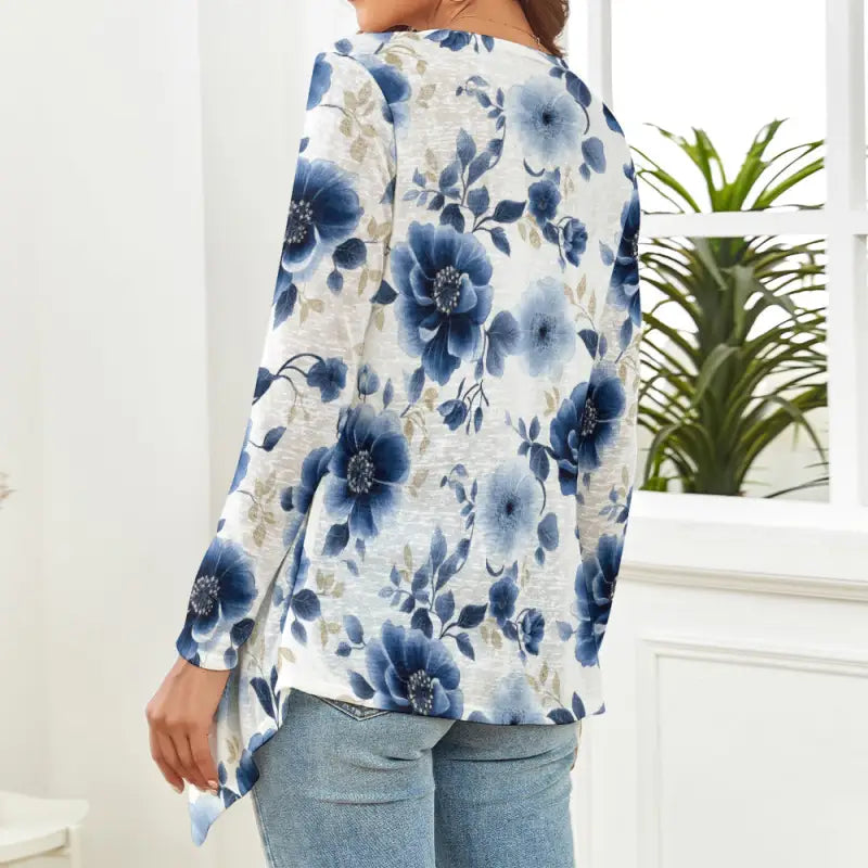 Floral print women’s knitted cardigan features a unique design with long sleeves