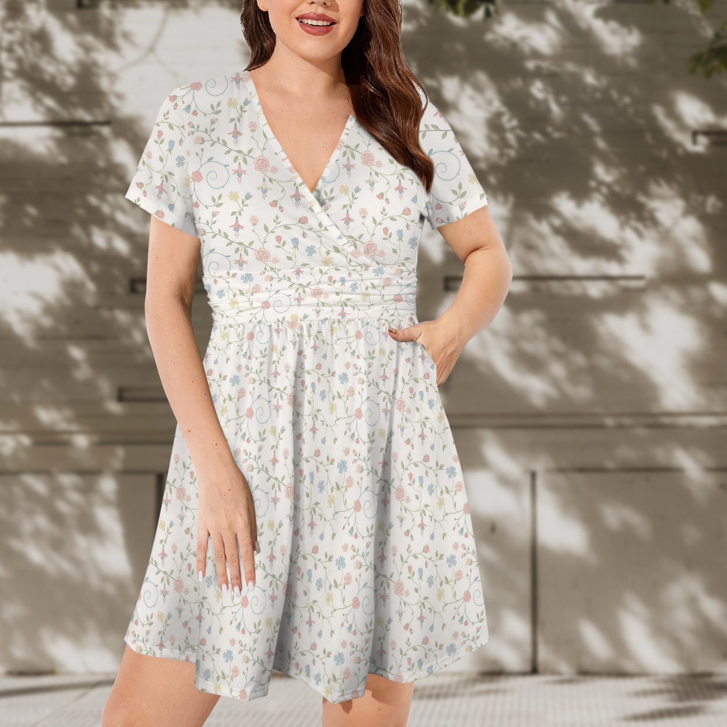 Short sleeve floral mini dress with wrap bodice
Lightweight floral dress with balanced silhouette
