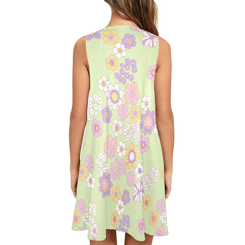 Floral print boho sleeveless pocket dress perfect for summer fun and snack storage