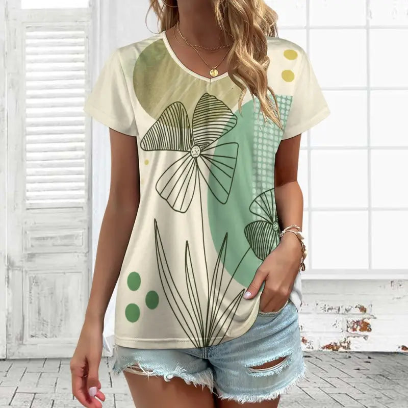 Floral-patterned women’s short sleeve boho tee for cozy vibes and after-sales magic