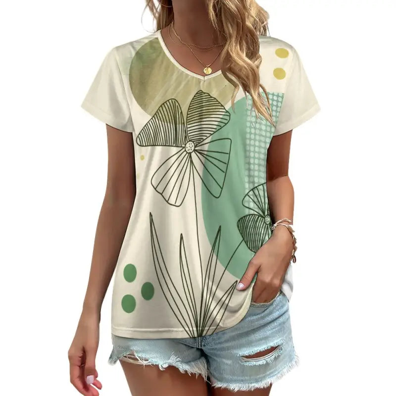 Floral-patterned women’s short sleeve boho tee for cozy vibes and after-sales magic