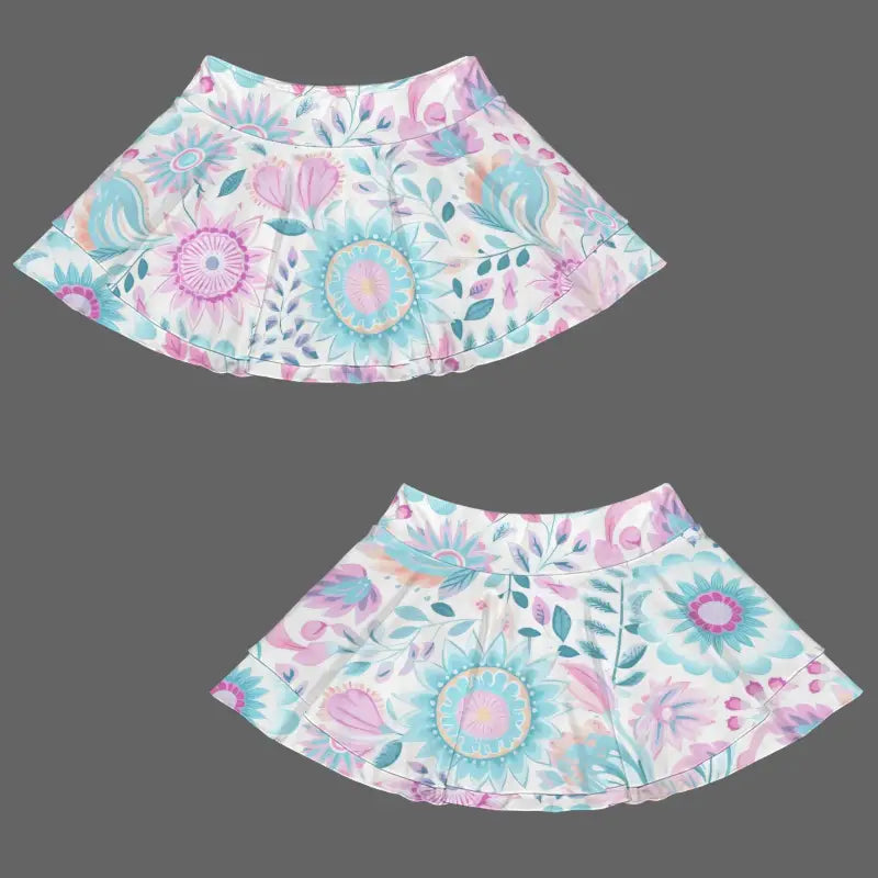 Floral print skater skirts in pink and turquoise for your pastel boho sport look