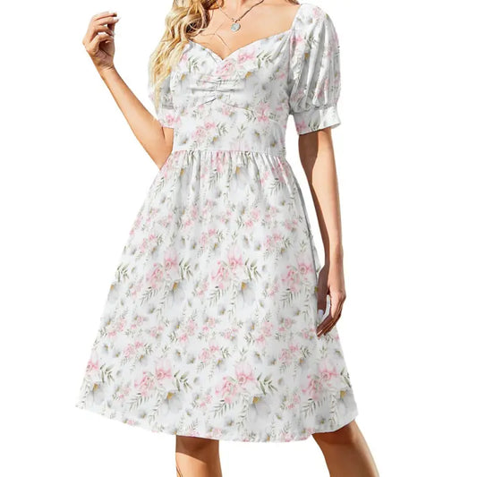 Floral print summer dress with puff sleeves and sweetheart neckline in pink for women